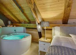 wellness mit whirlpool im zimmer